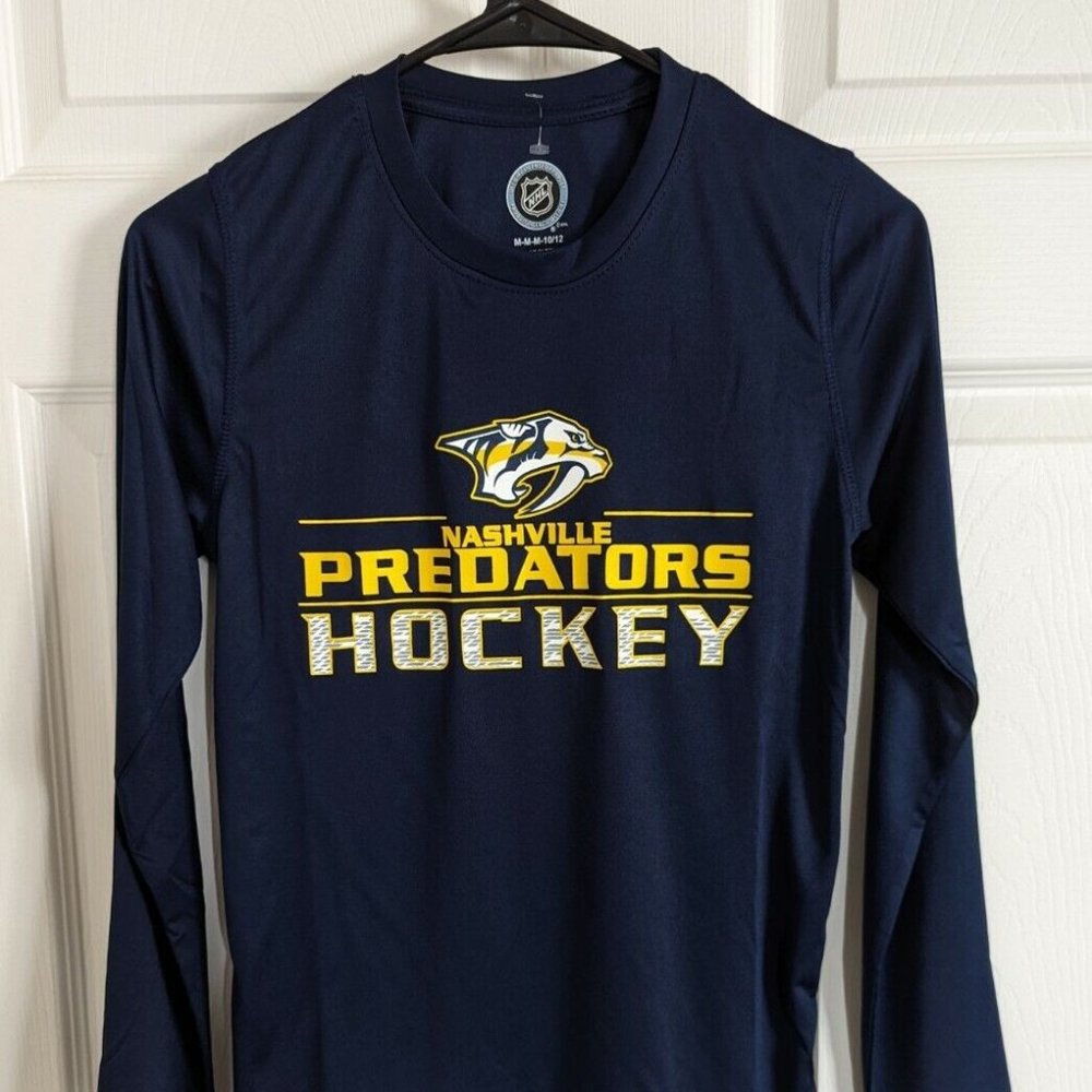 NHL Nashville Predators Boy's Long Sleeve Shirt Size M 10/12